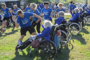 Sporters met een sociaal hart gezocht: oud en jong samen op bootcamp in Geffen